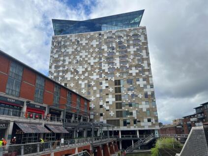 Apartment 2020 The Cube West, 197 Wharfside Street, Birmingham, B1 1PQ