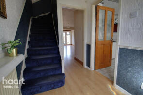 9, Hunnington Close, Birmingham B32 4LQ