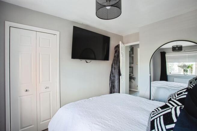 2 bed Terraced for sale Image 9