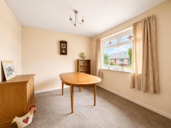 Hayes Drive, Barnton, Northwich photo 4