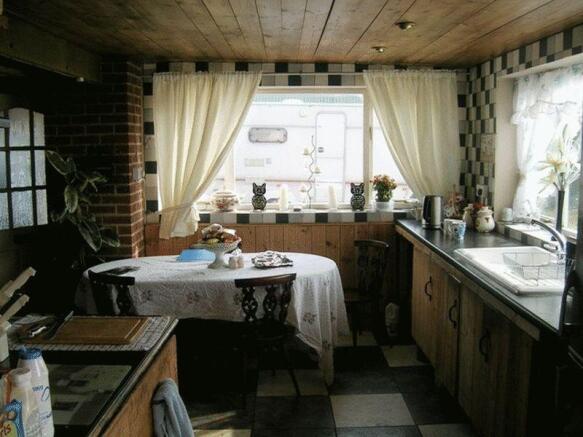 Kitchen 3