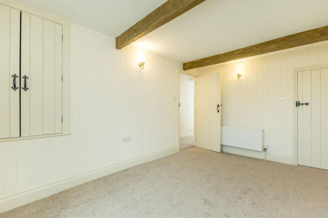 2 bed Terraced to rent Image 7