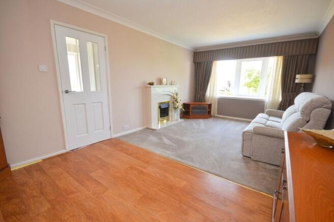 3 bed Detached Bungalow for sale Image 4
