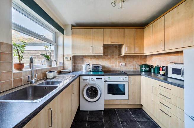 1382010-1-691af54...