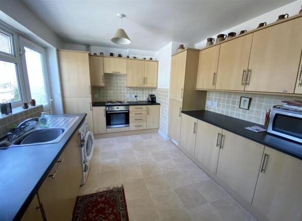 Kitchen: