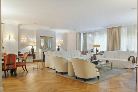 Montrose Place, Belgravia, SW1X