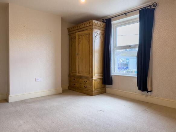 4 bed Terraced for sale Image 12