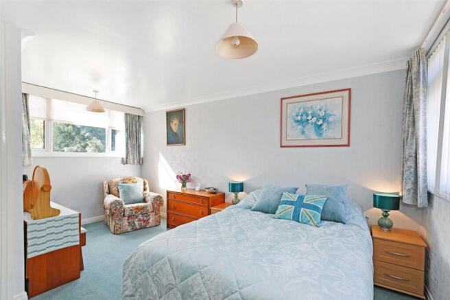 4 bed Terraced for sale Image 12
