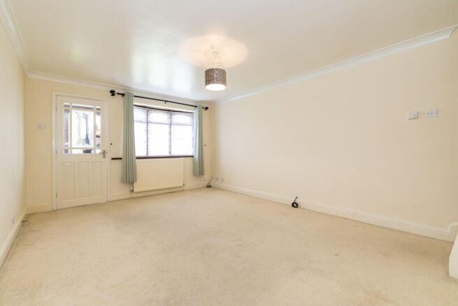 2 bed Semi-Detached for sale Image 12