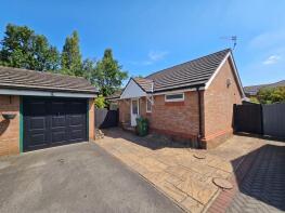 8, Chudleigh Close, Altrincham WA14 4XE