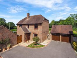 33, Fairfax Close, Winchester SO22 4LP