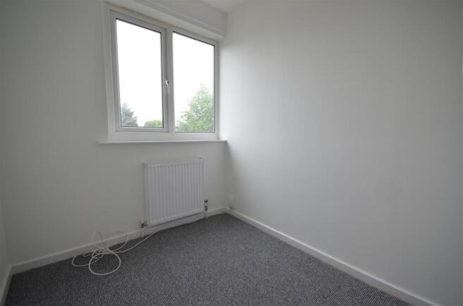 3 bed Detached to rent Image 11