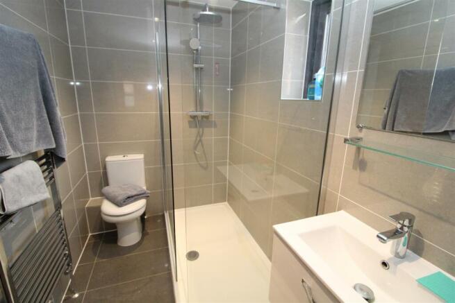 En Suite Shower