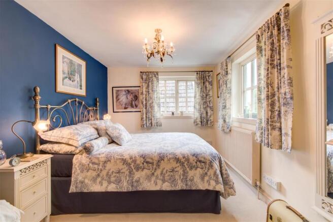 Bedroom1.jpg