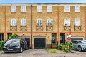 47, Macleod Road, London N21 1SW