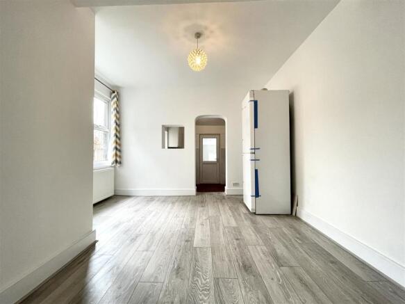 Dining Room.jpg