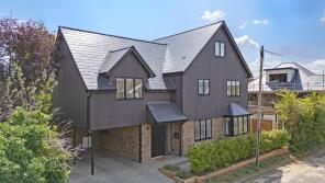 Pagets, Cherrytrees, Billericay CM12 9NY