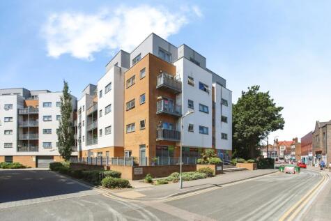 Sovereign Way, Tonbridge, Kent, TN9