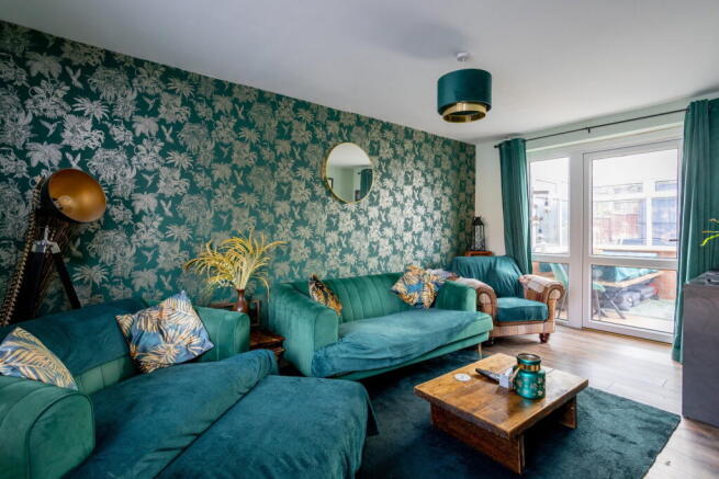 3 bed Semi-Detached for sale Image 10