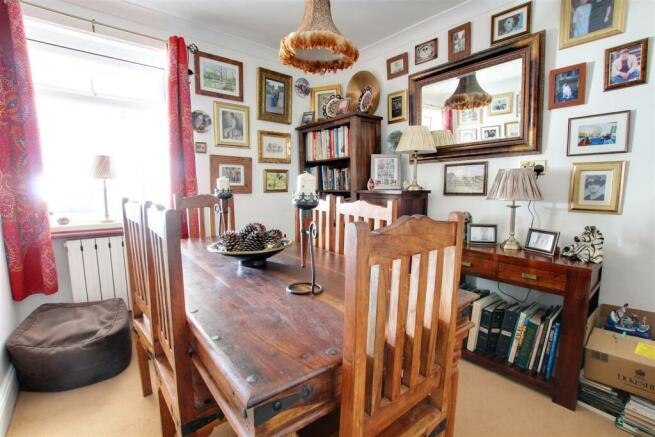 Bedroom 3/Dining Room