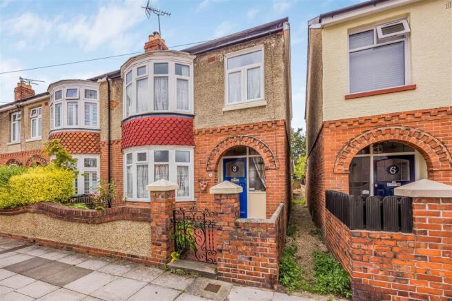 8 Wesley Grove, Copnor-Small-PorticoMarketing-Sold