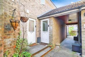 17, Manor House Croft, Adel, Leeds LS16 8LY
