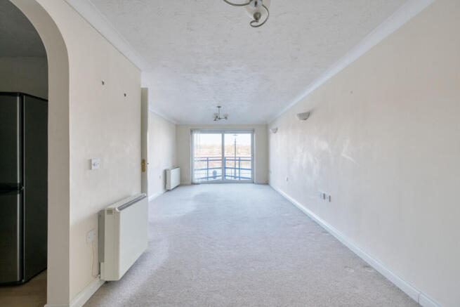 Living/Dining Roo...