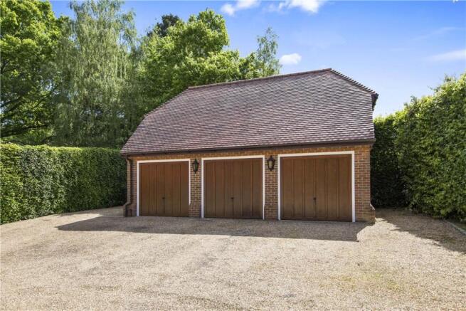 Triple Garage