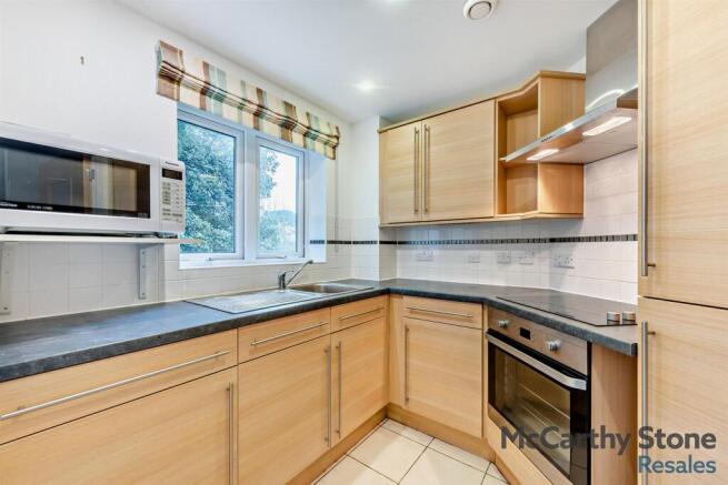 8630618-interior11-800.jpg