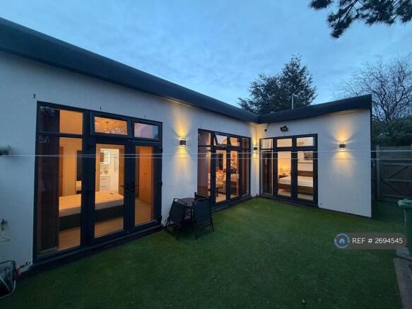 Garden/Back View/Rear Gate