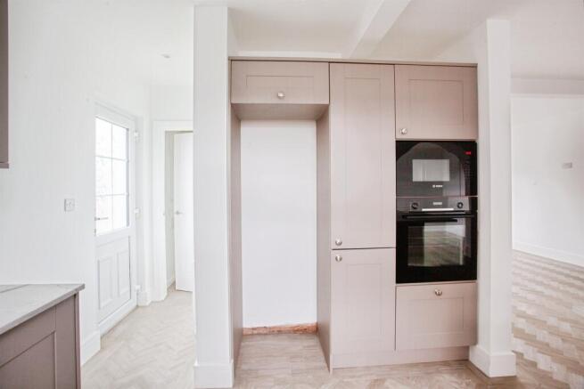 3 bed Semi-Detached for sale Image 11