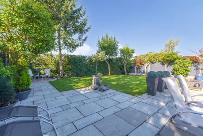 Garden (2)-HDR copy.jpg