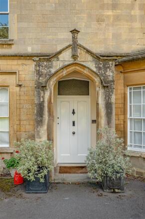Flat 4 Kildare BA2 6NR-4.jpg