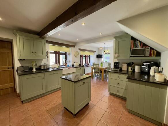 3 bed Barn Conversion for sale Image 5