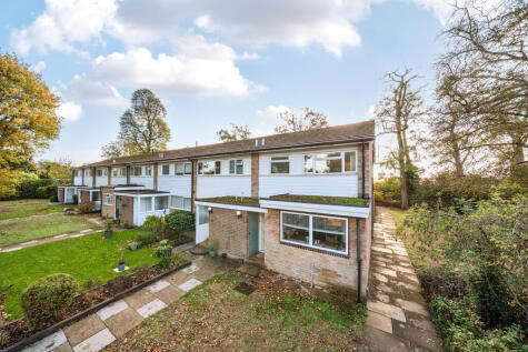 Grasmere Way, Byfleet, KT14