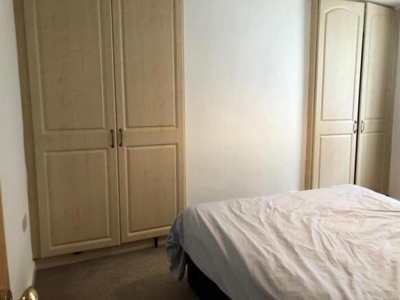 1 bed House to rent Image 4