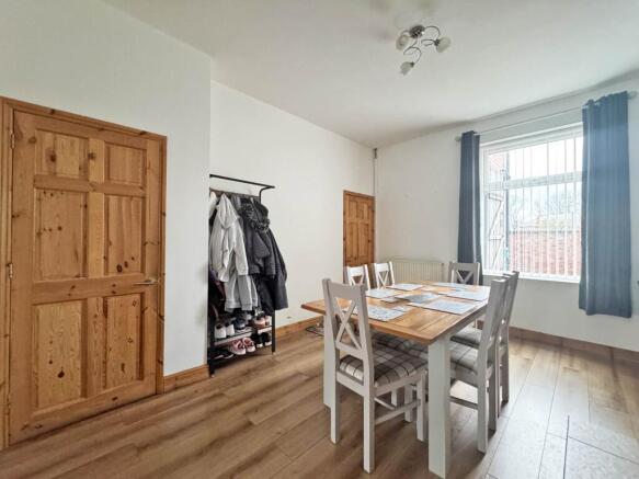 2 bed Terraced for sale Image 5
