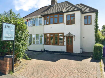 Lynton Avenue, Claregate, Wolverhampton, WV6 9NG