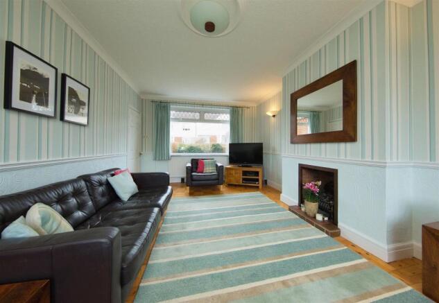 48 Barons Court Rd 2237.jpg