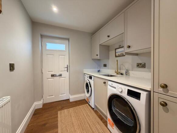 2 bed Not Specified for sale Image 8