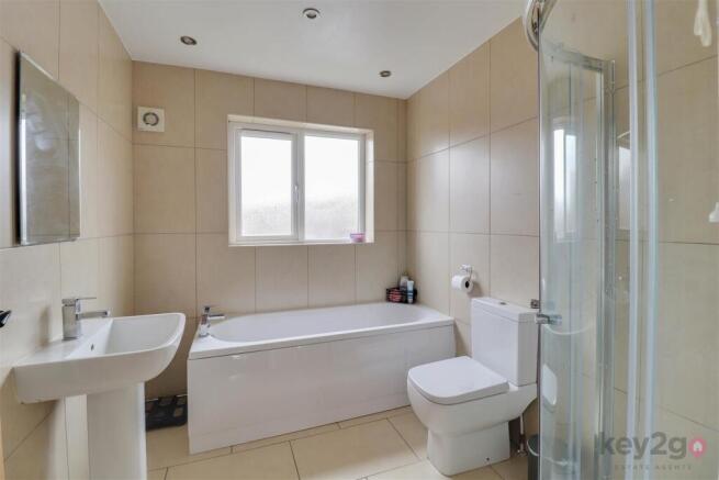 3 bed Detached for sale Image 7