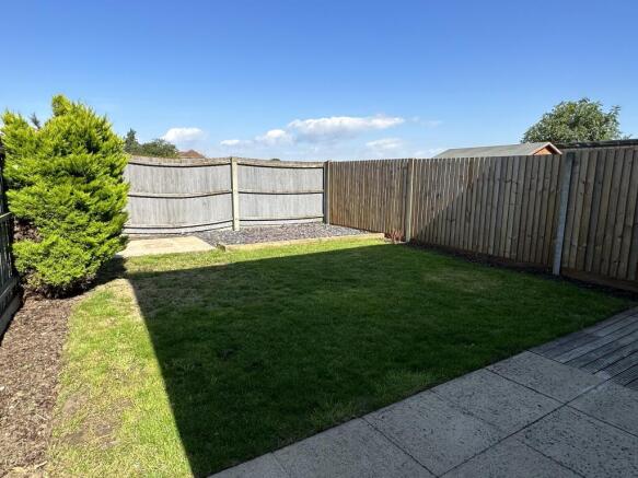 rear garden.JPG