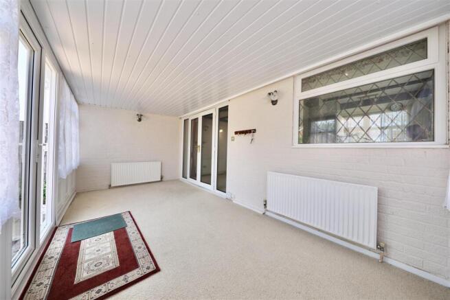 2 bed Semi-Detached Bungalow for sale Image 8