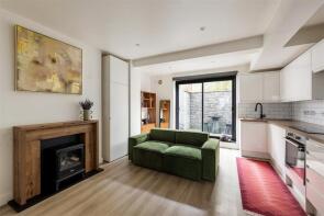 1, 202 Tara House, High Road Leyton, London E10 5PS