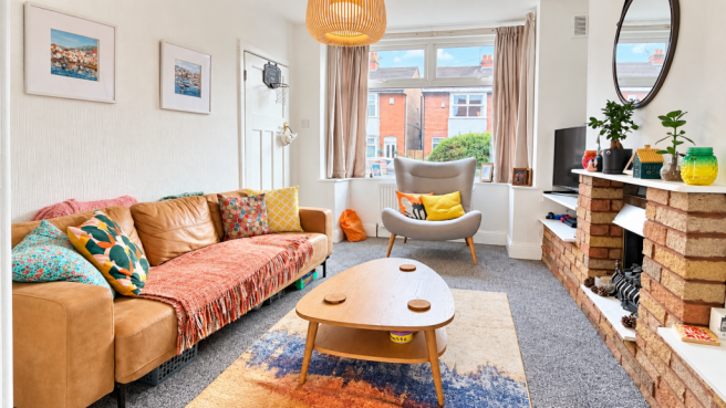 Lounge image 1.png