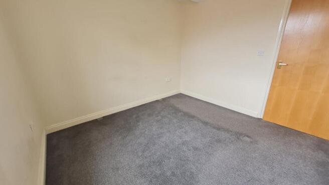 2 bed Flat to rent Image 7