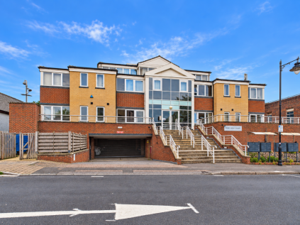 Parkview Court, Victoria Street, BASINGSTOKE, RG21 3FJ
