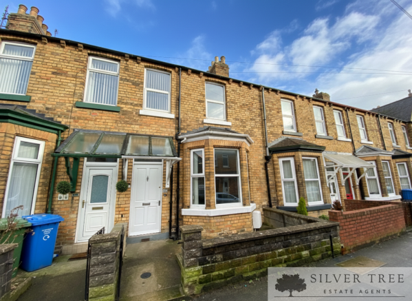 3 bed Terraced for sale Image 11