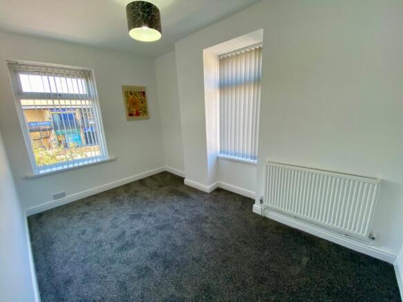 3 bed Terraced for sale Image 7