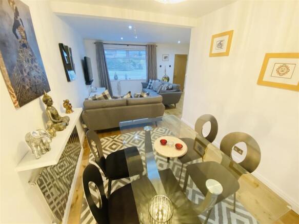 Lounge / Dining Room